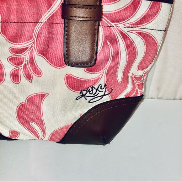 Cute Small Roxy Purse - Picture 5 of 6